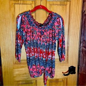 Cupio Front tie Off the shoulder adjustable printed blouse